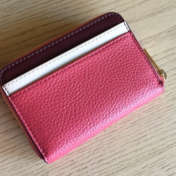 Michael Kors Light Berry Multi Leather Card Case - Picture 2 of 5